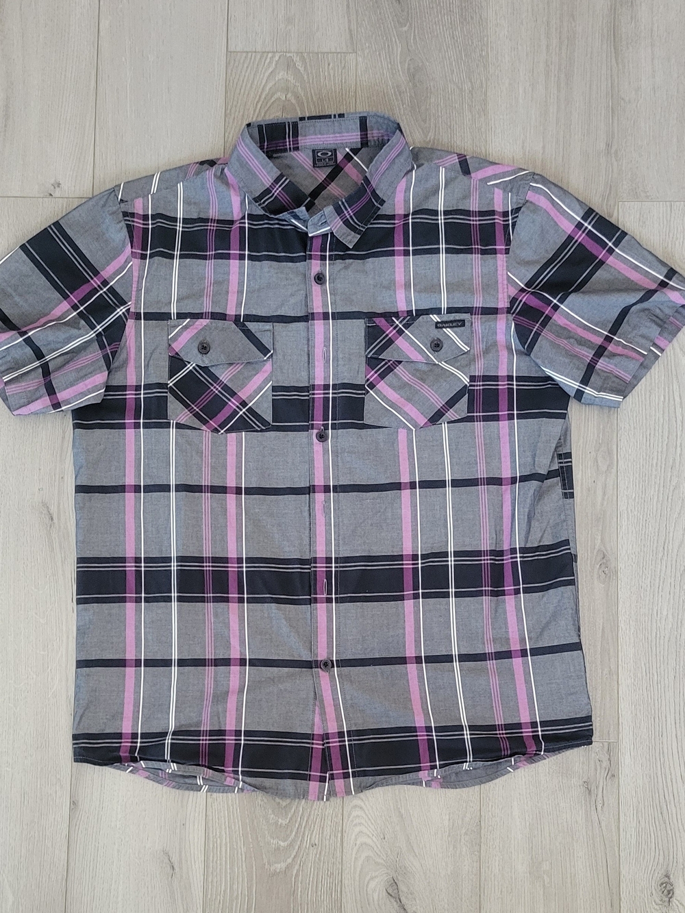 Oakley Gray, Black & Pink Plaid Short Sleeve Button-Down Shirt